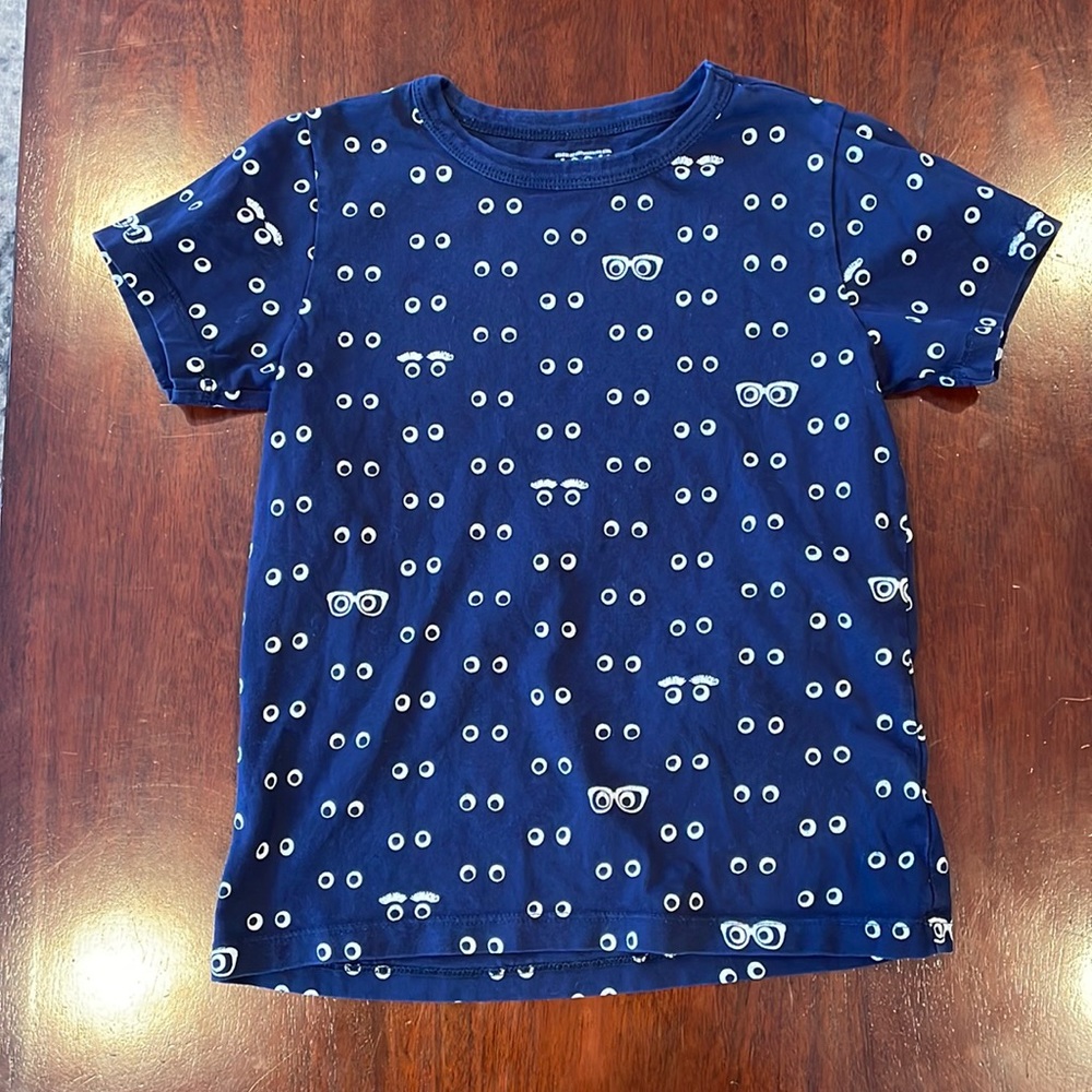 Glow in the dark eyes short sleeved tee